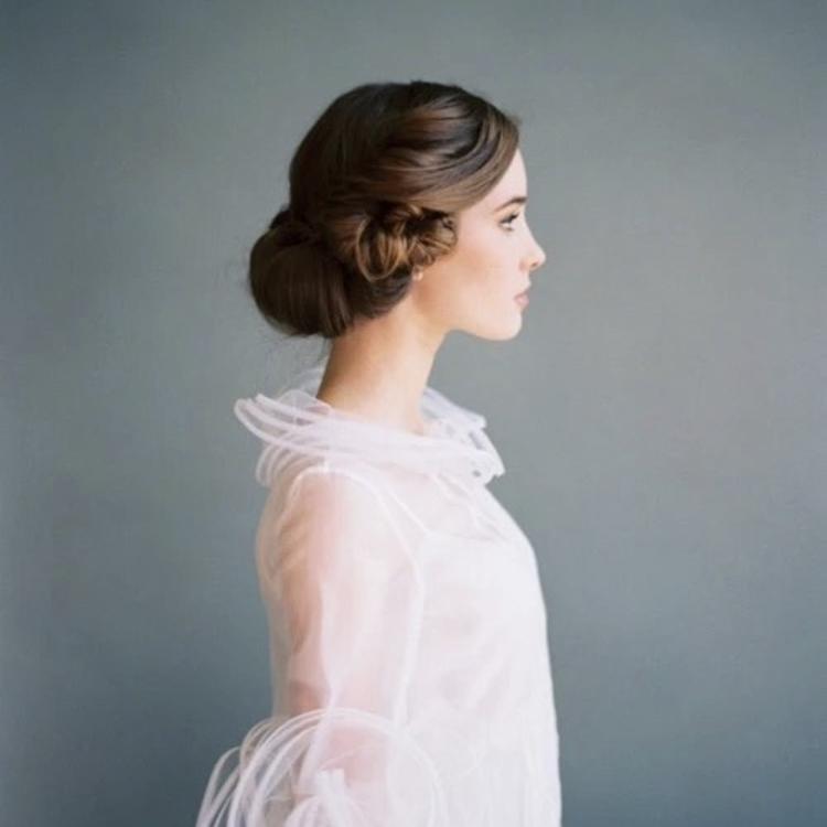 6686体育铜牌作者Edith