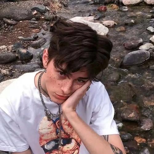 6686体育铜牌作者Neva