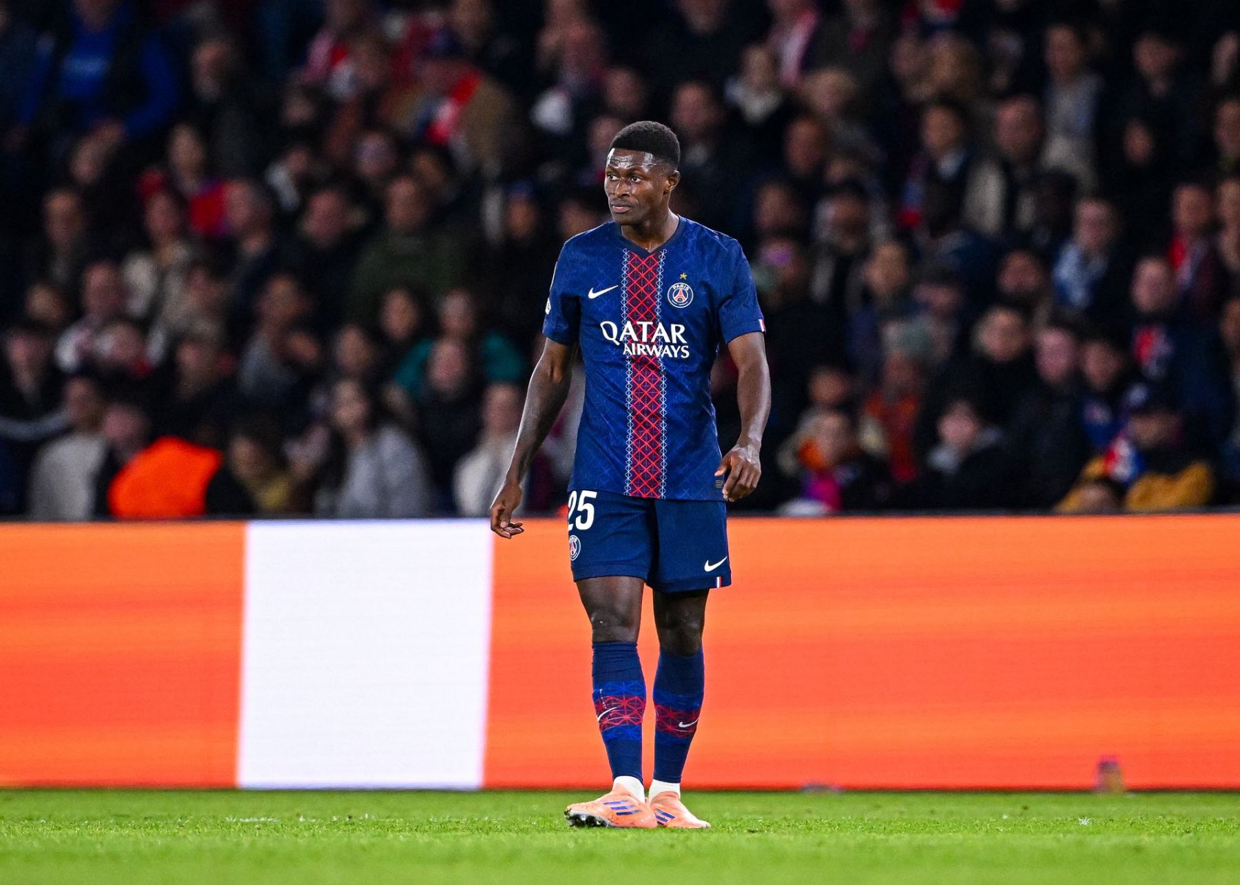 Quan chức Paris: Achraf, Dembélé và Mendes đều sẽ vắng mặt vài tuần vì chấn thương