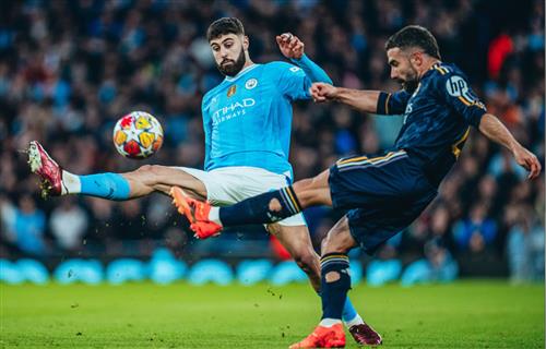 Manchester City đấu với Real Madrid