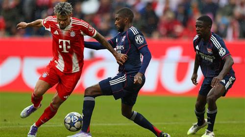 Bayern Munich đấu với Lyon