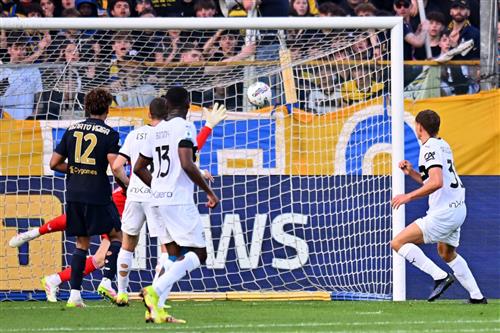 parma đấu với juventus