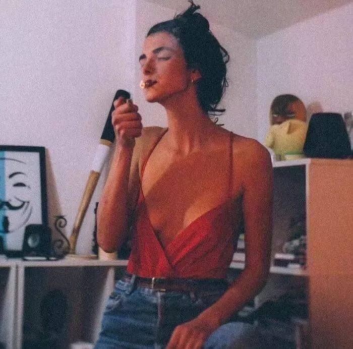 6686体育初级作者Emilia