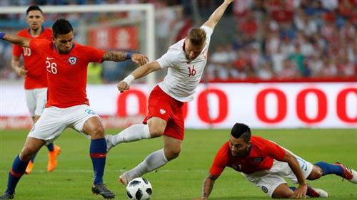 Baran đấu với Chile