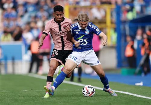 Strasbourg đấu với Paris Saint Germain