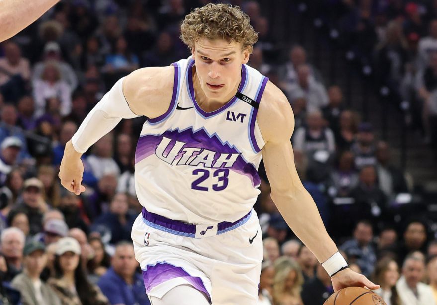 152 điểm! Jazz đã lập điểm số cao nhất trong một trận đấu ở mùa giải này và là điểm số cao thứ tư trong một trận đấu trong lịch sử đội.